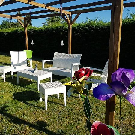 Chez Val Et Fred 85 Bed and Breakfast Les Essarts  Εξωτερικό φωτογραφία