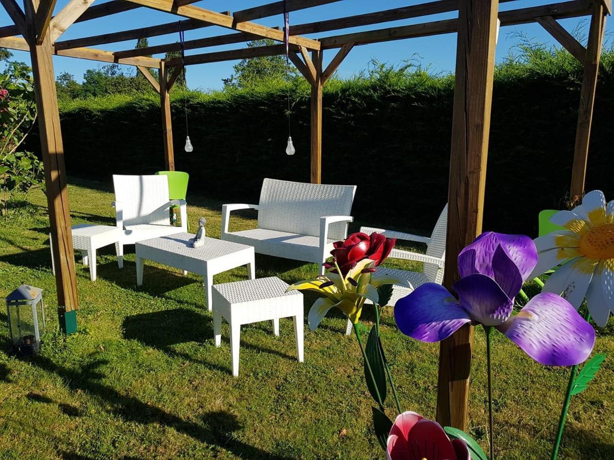 Chez Val Et Fred 85 Bed and Breakfast Les Essarts  Εξωτερικό φωτογραφία